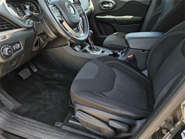 used 2016 Jeep Cherokee car, priced at $10,315