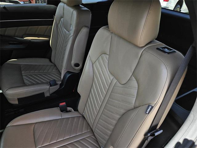 used 2024 Kia Sorento car, priced at $38,758