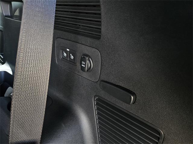 used 2024 Kia Sorento car, priced at $37,468