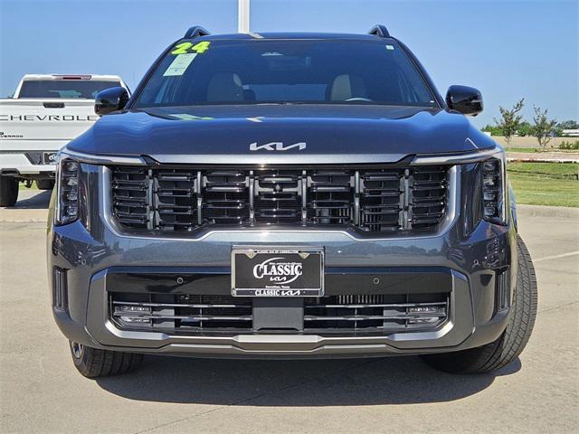 used 2024 Kia Sorento car, priced at $37,468