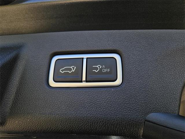 used 2024 Kia Sorento car, priced at $37,468