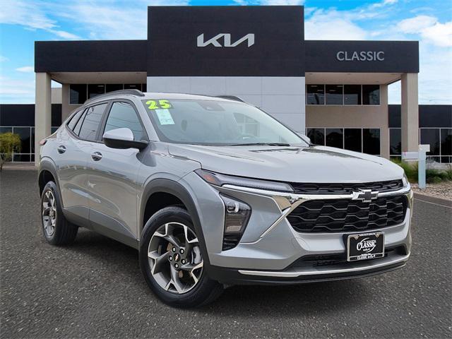 used 2025 Chevrolet Trax car, priced at $24,700
