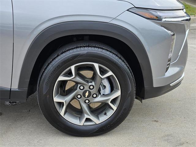used 2025 Chevrolet Trax car, priced at $24,700