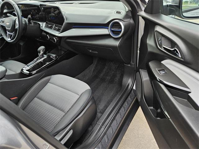 used 2025 Chevrolet Trax car, priced at $24,700