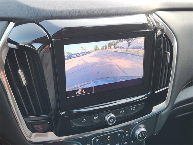 used 2021 Chevrolet Traverse car, priced at $25,500