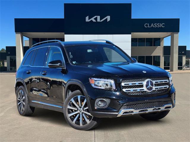 used 2021 Mercedes-Benz GLB 250 car, priced at $27,500