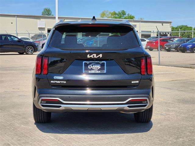 used 2023 Kia Sorento Plug-In Hybrid car, priced at $43,997