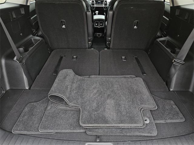 used 2023 Kia Sorento car, priced at $32,158