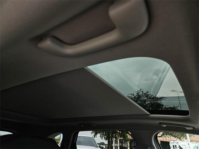 used 2023 Kia Sorento car, priced at $32,158