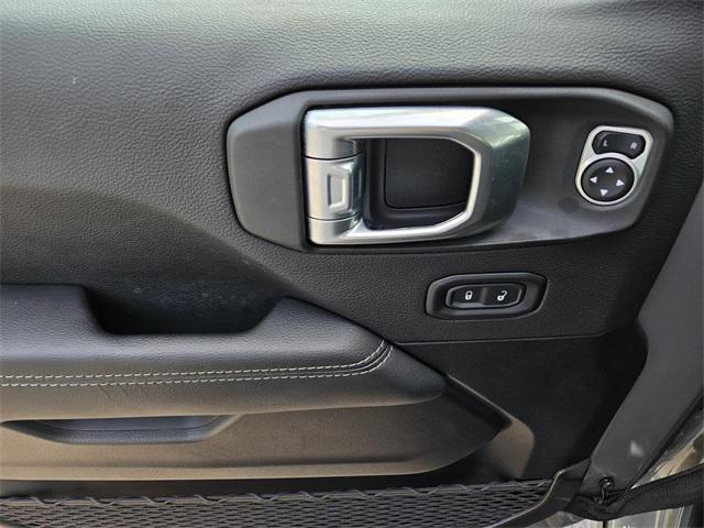 used 2022 Jeep Wrangler Unlimited car, priced at $35,400
