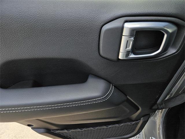 used 2022 Jeep Wrangler Unlimited car, priced at $35,400
