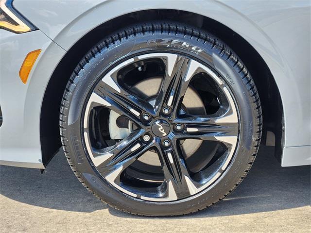 used 2024 Kia K5 car, priced at $28,500