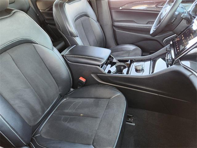 used 2022 Jeep Grand Cherokee car, priced at $30,275