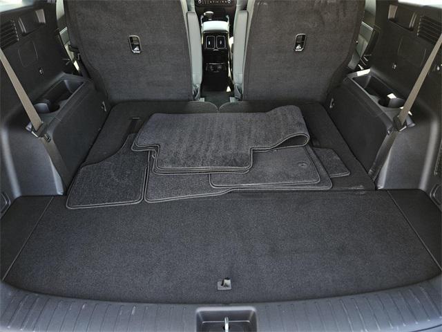 used 2025 Kia Sorento car, priced at $42,185