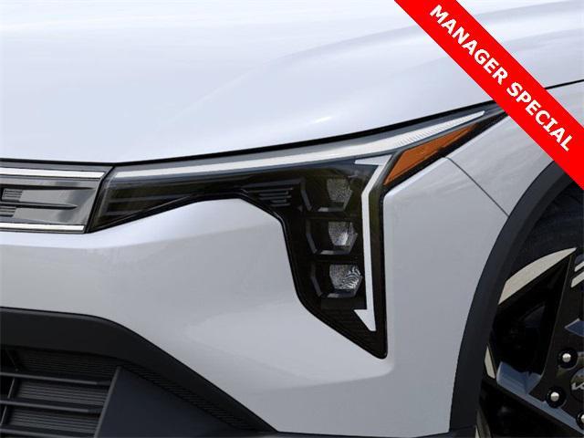 new 2025 Kia K4 car, priced at $25,275
