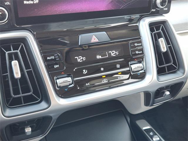 used 2023 Kia Sorento car, priced at $33,745