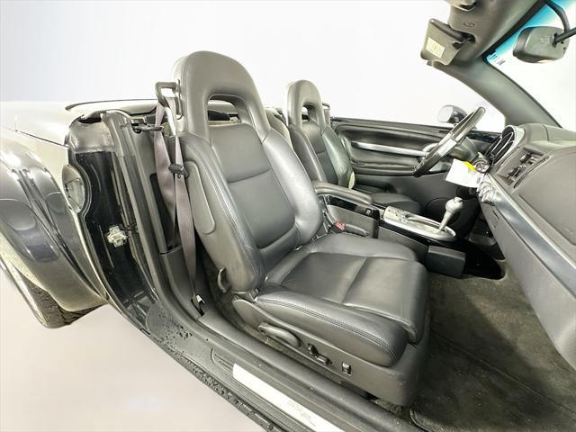 used 2004 Chevrolet SSR car, priced at $17,900