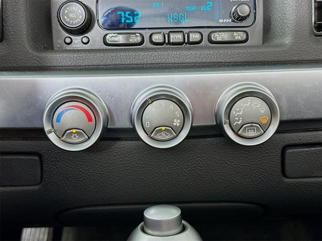 used 2004 Chevrolet SSR car, priced at $17,900
