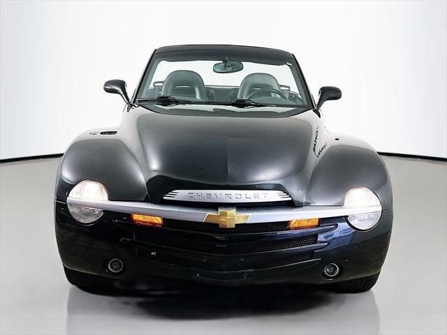 used 2004 Chevrolet SSR car, priced at $17,900