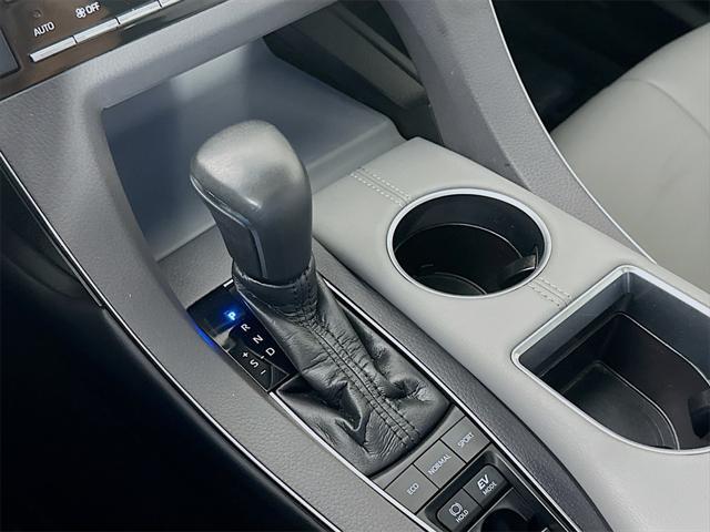 used 2021 Toyota Avalon Hybrid car, priced at $24,888
