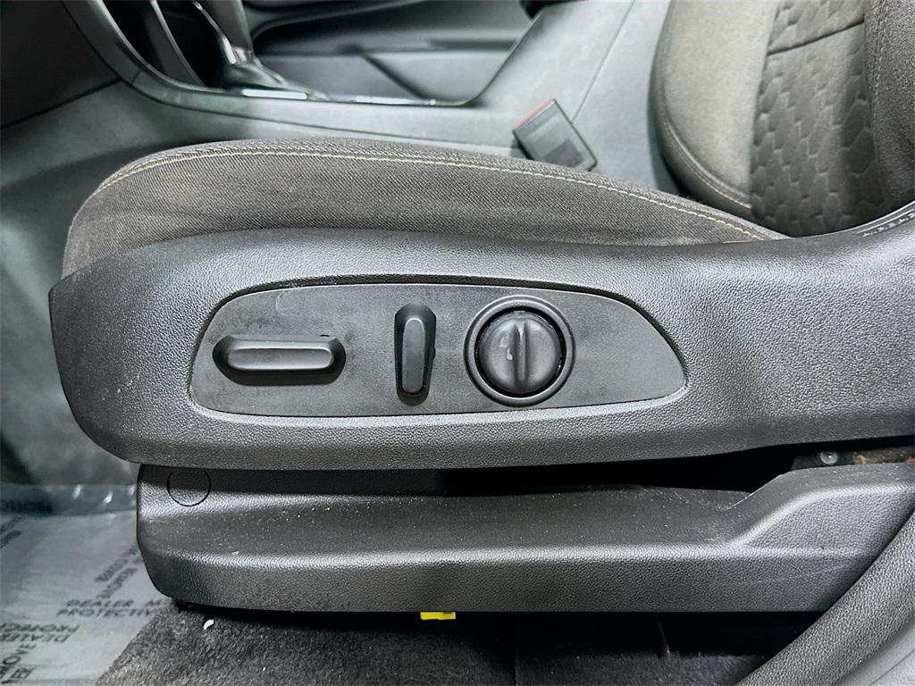 used 2019 Chevrolet Equinox car, priced at $12,350