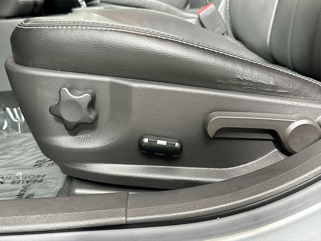 used 2006 Mercury Milan car, priced at $9,900