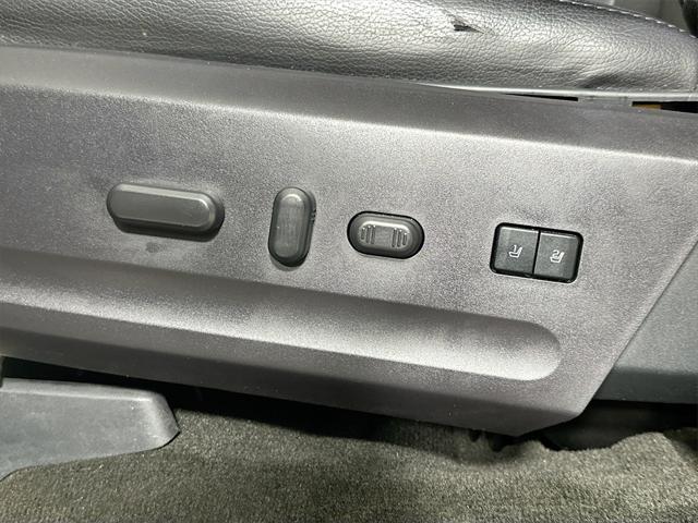 used 2017 Ford Expedition car, priced at $16,900