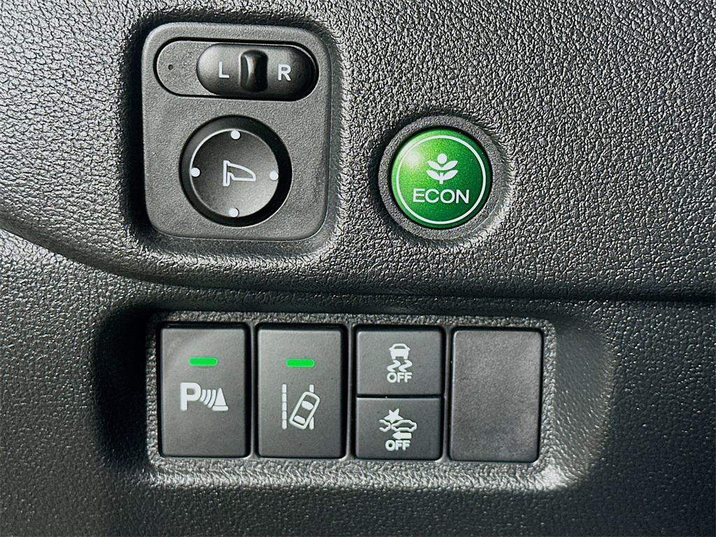 used 2016 Honda Pilot car, priced at $14,444