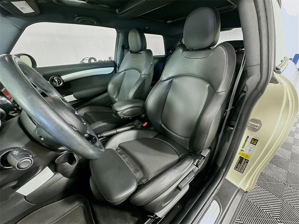 used 2015 MINI Hardtop car, priced at $12,900