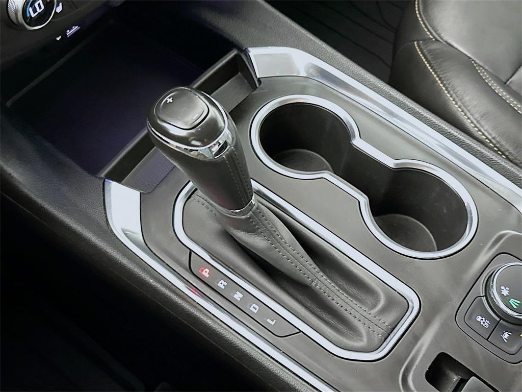 used 2020 Chevrolet Traverse car, priced at $18,490