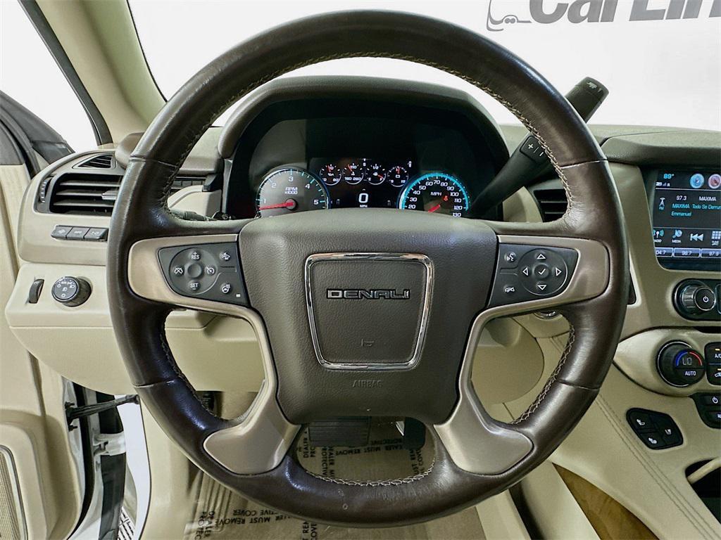 used 2020 GMC Yukon XL car, priced at $25,900