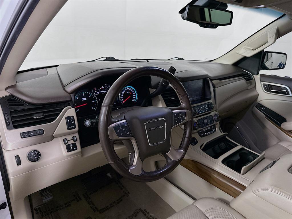 used 2020 GMC Yukon XL car, priced at $27,900