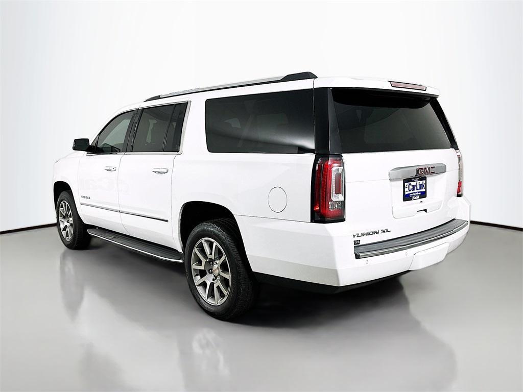 used 2020 GMC Yukon XL car, priced at $25,900