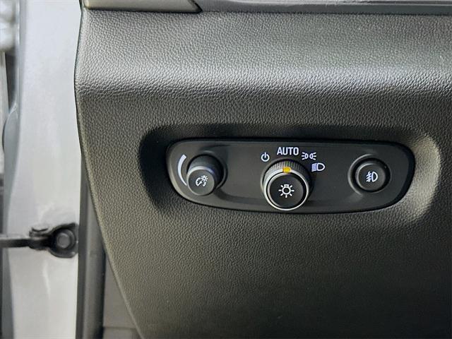 used 2020 Chevrolet Traverse car, priced at $17,900