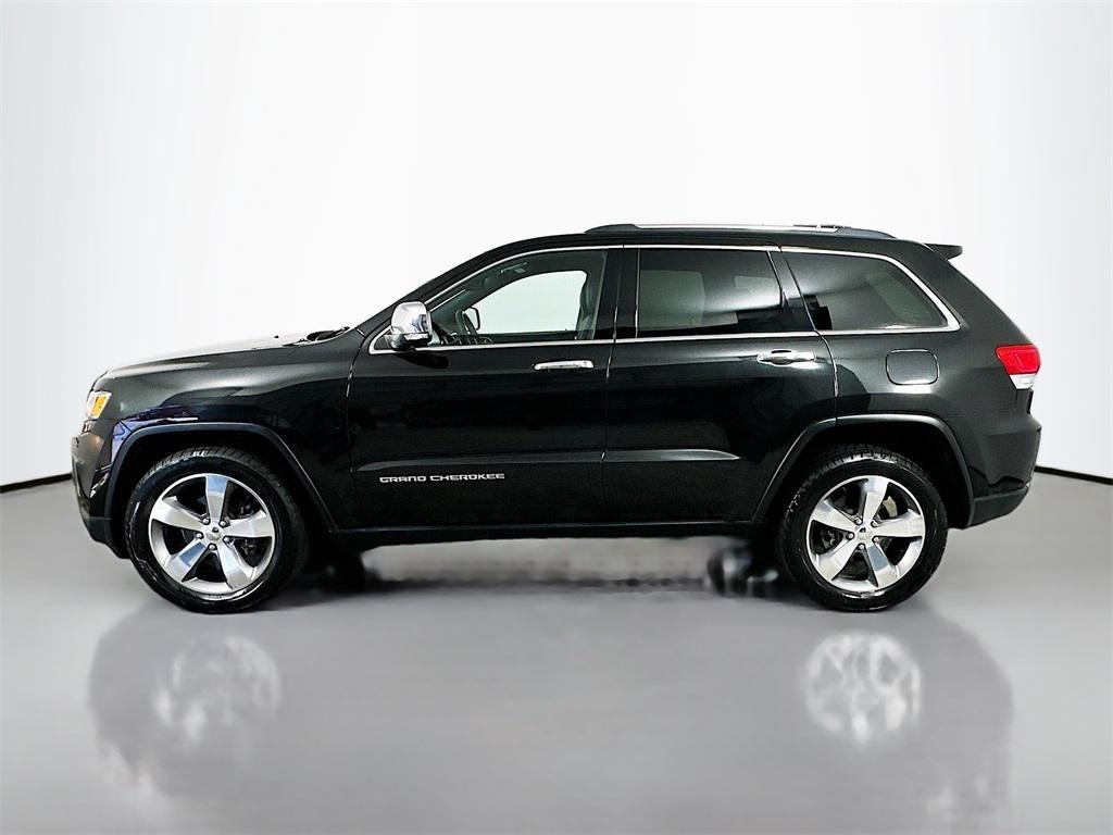used 2015 Jeep Grand Cherokee car, priced at $11,900