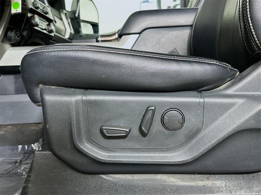 used 2022 Ford F-250 car, priced at $51,900