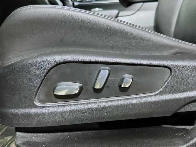 used 2020 Cadillac XT6 car, priced at $29,900