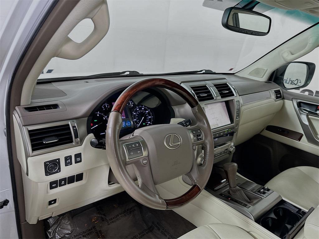 used 2016 Lexus GX 460 car, priced at $26,900
