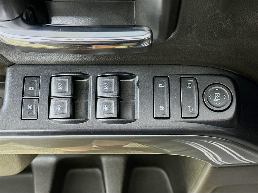 used 2014 Chevrolet Silverado 1500 car, priced at $15,900