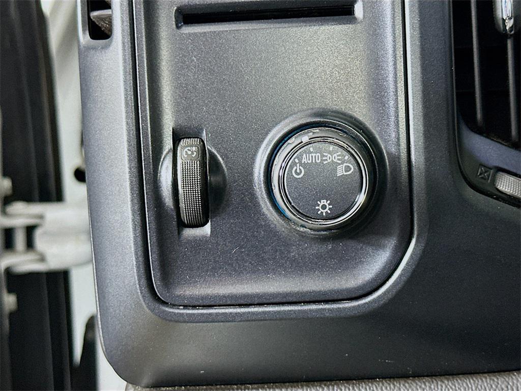 used 2018 Chevrolet Silverado 1500 car, priced at $10,718