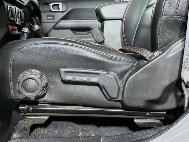 used 2019 Jeep Wrangler Unlimited car, priced at $28,900