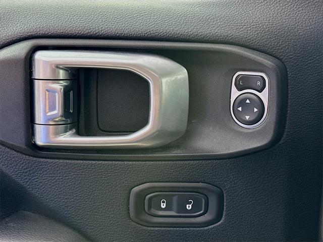 used 2019 Jeep Wrangler Unlimited car, priced at $28,900