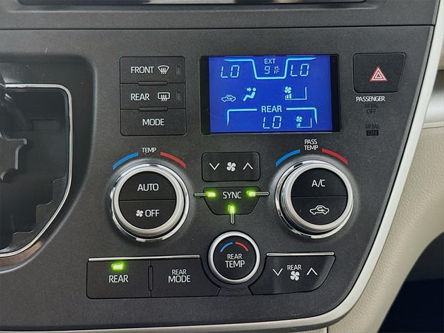 used 2020 Toyota Sienna car, priced at $24,888