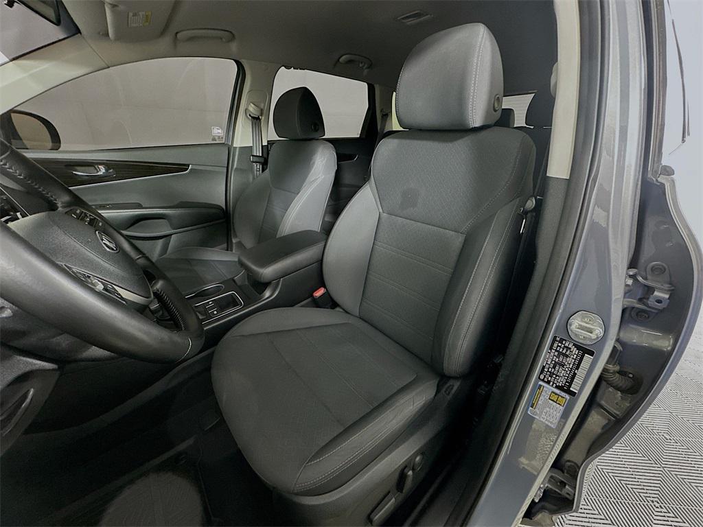 used 2020 Kia Sorento car, priced at $14,900