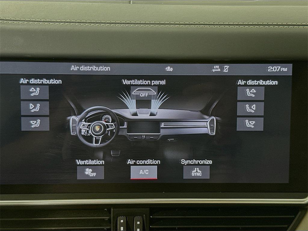 used 2020 Porsche Cayenne car, priced at $43,900