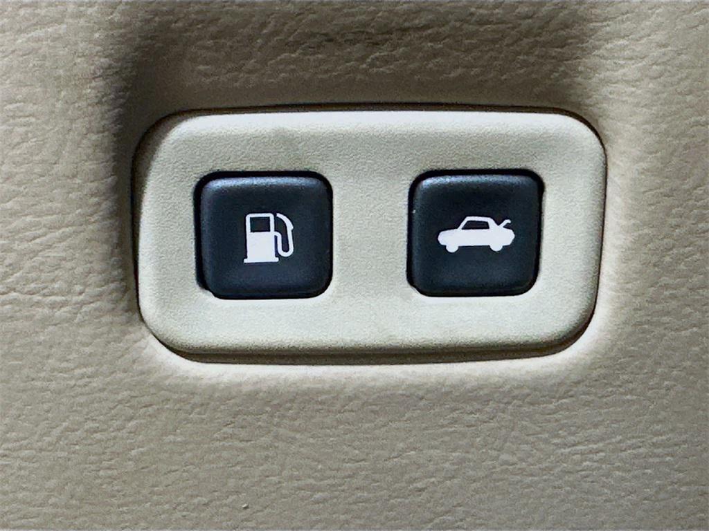 used 2005 Chevrolet Corvette car, priced at $16,900