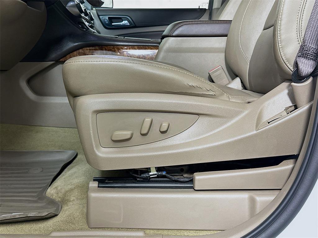 used 2018 Chevrolet Suburban car, priced at $25,900