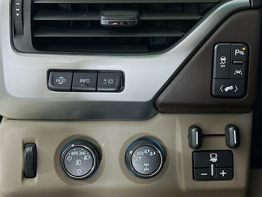 used 2018 Chevrolet Suburban car, priced at $25,900