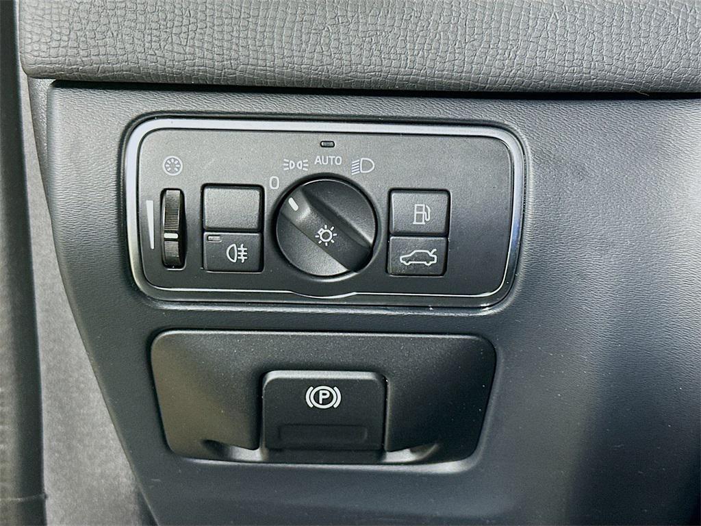 used 2017 Volvo XC60 car, priced at $13,900