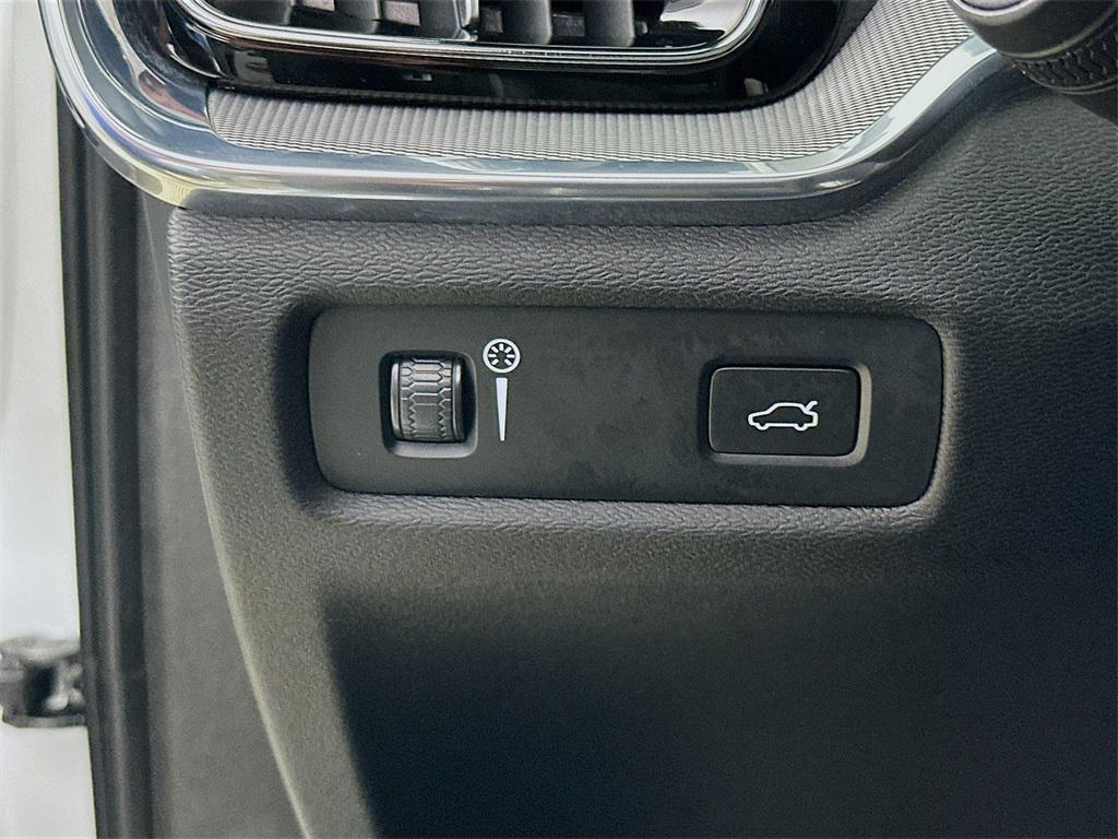 used 2022 Volvo S60 car, priced at $20,990